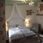 Mit Minibauernhof Holiday home *