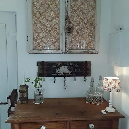Mit Minibauernhof בית נופש *